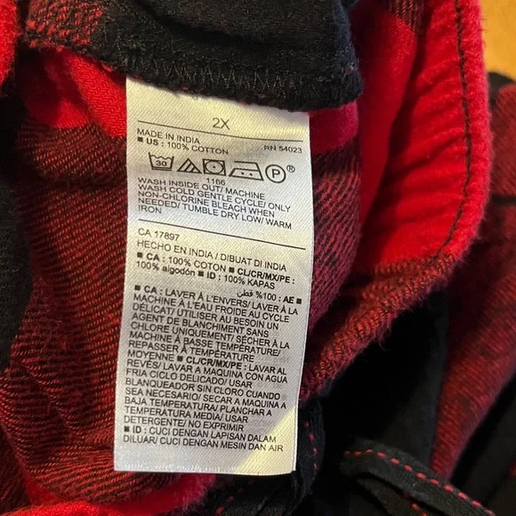 Buffalo Plaid Old Navy 100% Cotton Pajamas - Picture 7 of 7